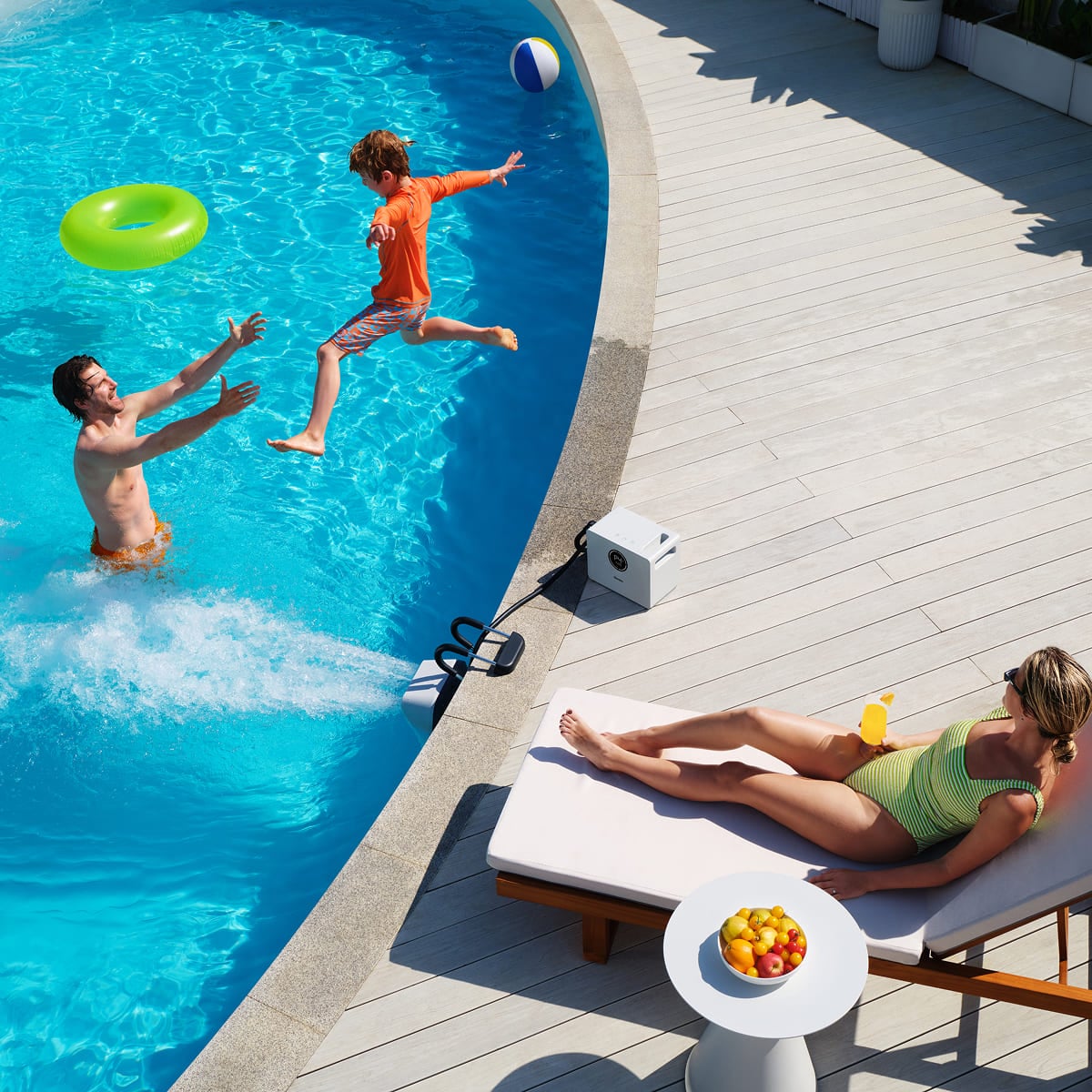 Designed for pools 2 m × 4 m and larger
